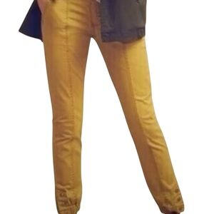 Cabi Pant Womens O The Tracker Marigold Yellow
Jogger Ankle Woven Snap Size 6